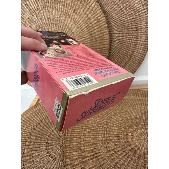 Vintage Jane Austen’s sense & sensibility VHS set - Picture 8 of 8